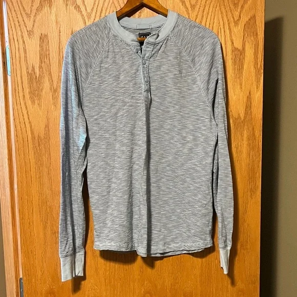 GAP Light Gray Striped Henley - Picture 1 of 10